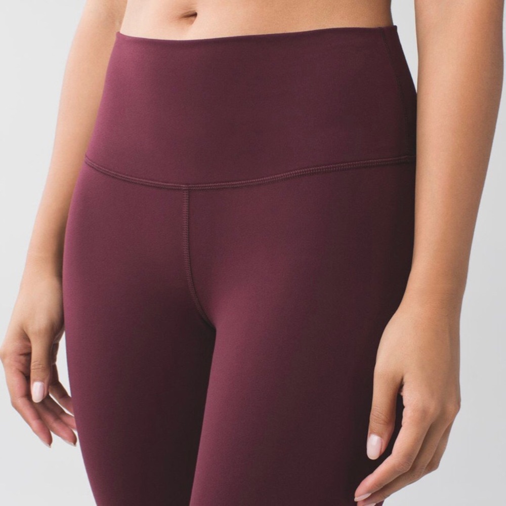 Lululemon size 8 leggings crop